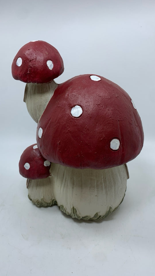 MUSHROOM HOUSE FIGURINE.