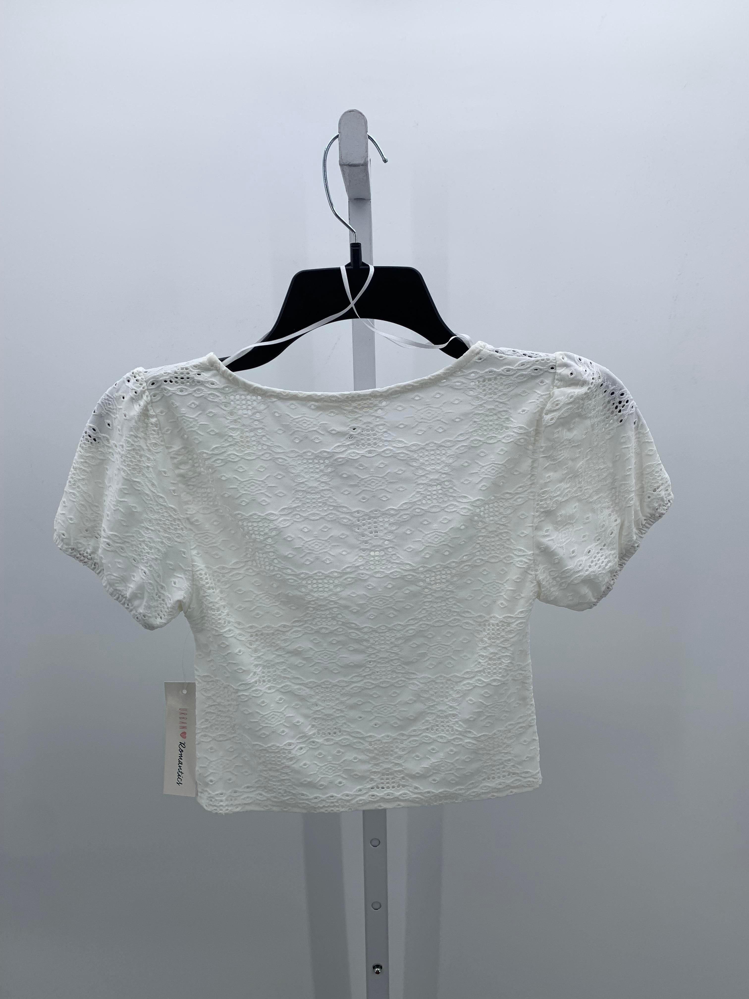 Size X Small Juniors Short Sleeve Shirt