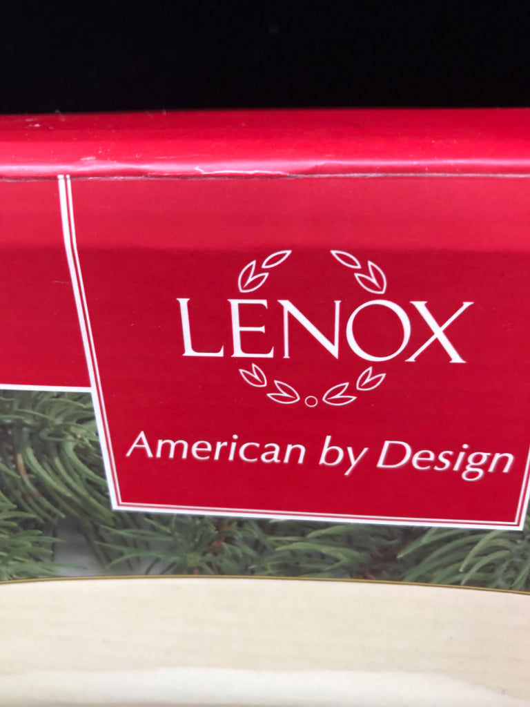 NIB HOLIDAY LENOX SECTIONED SERVER.