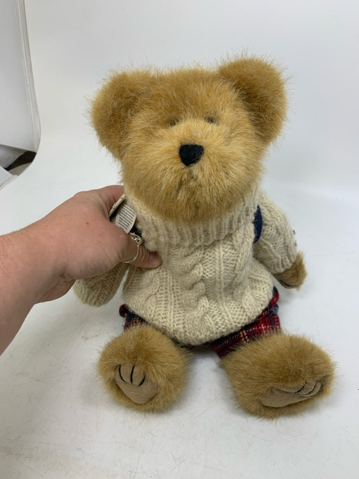 BLONDE BEAR W/ PLAID PANTS/ CREAM SWEATER BOYDS BEARS.