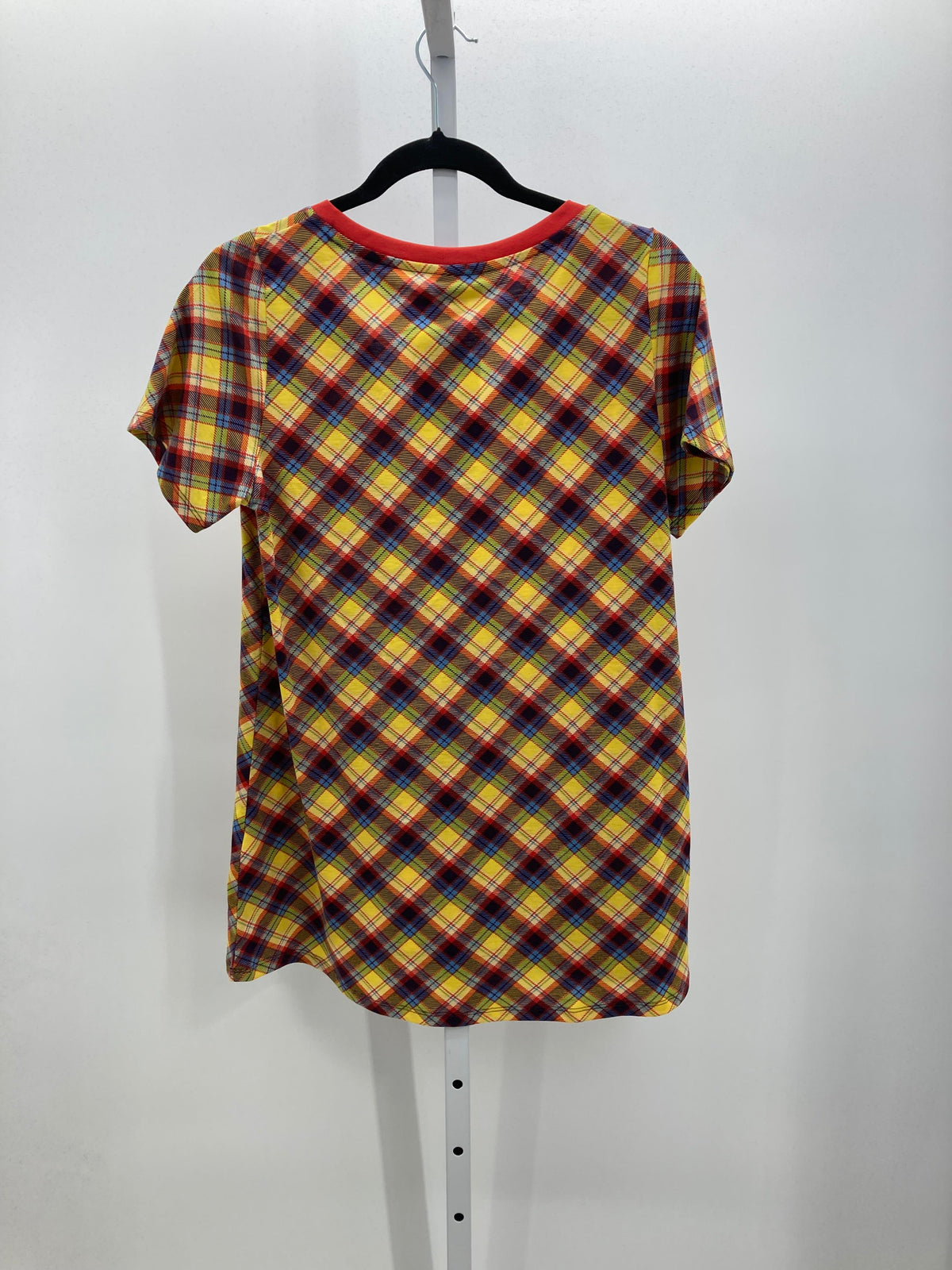 Lularoe Size Medium Misses Short Sleeve Shirt