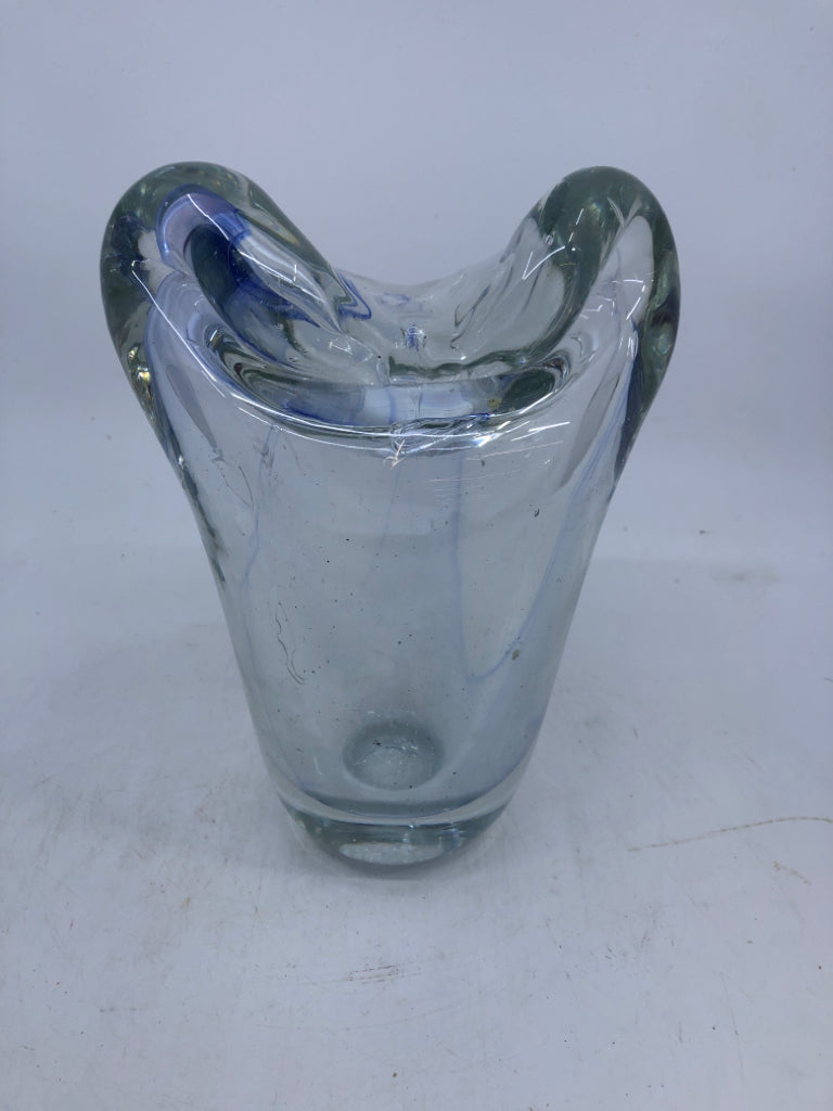 HEAVY BLOWN CLEAR GLASS FREE FORM.