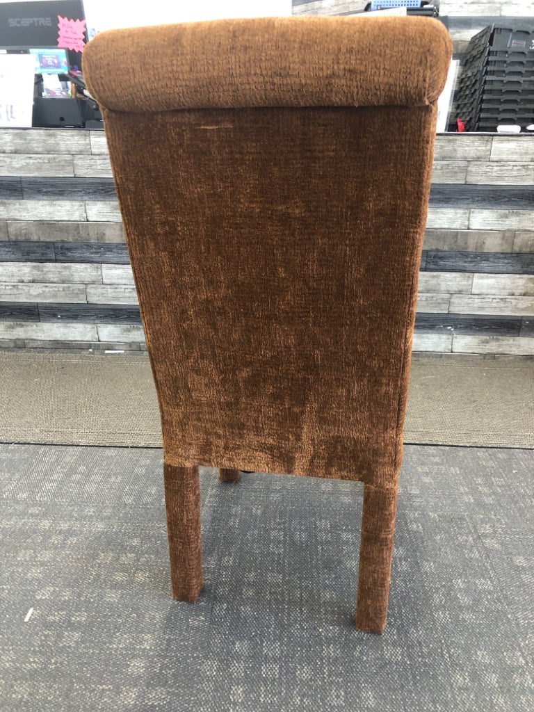 2 BROWN CORDUROY ACCENT CHAIRS.