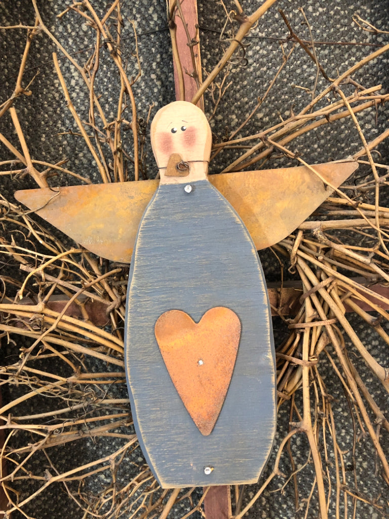 PRIMITIVE ANGEL WINDOW PANE DECOR.