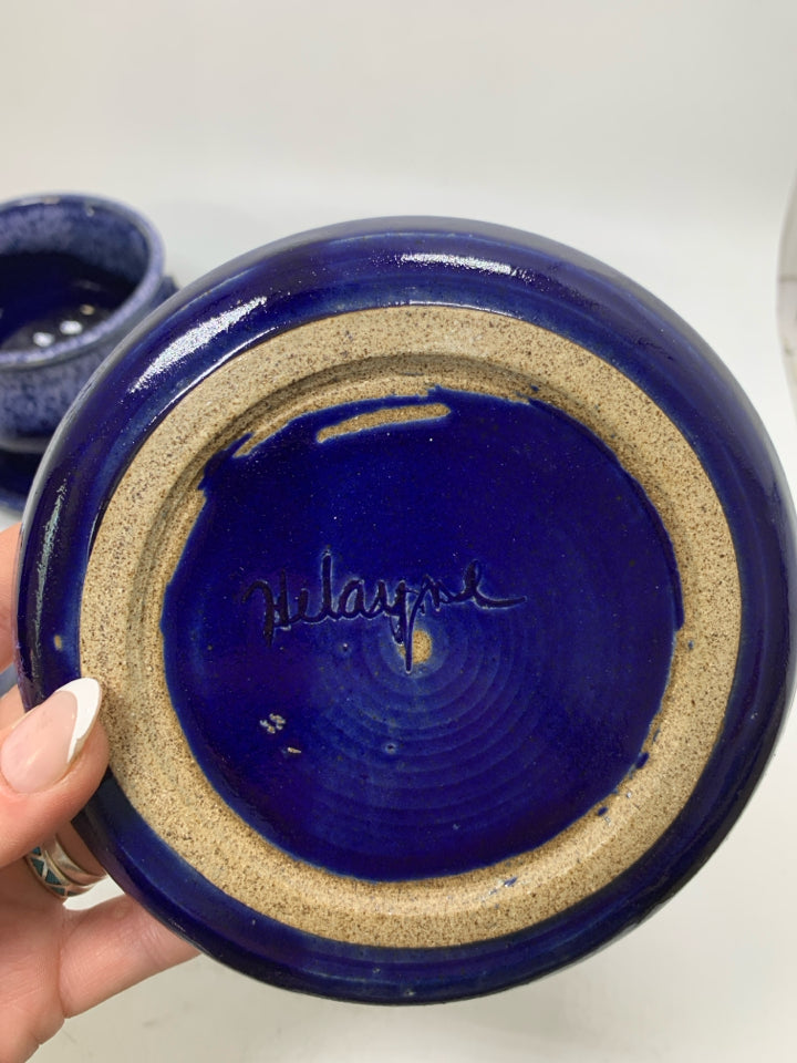 4 PC COBALT BLUE DRIP SOUP BOWLS W/ PLATES.