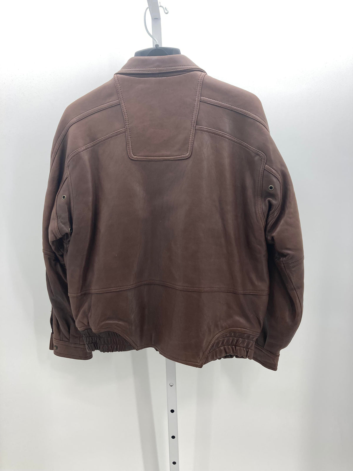GENUINE LEATHER ZIP.