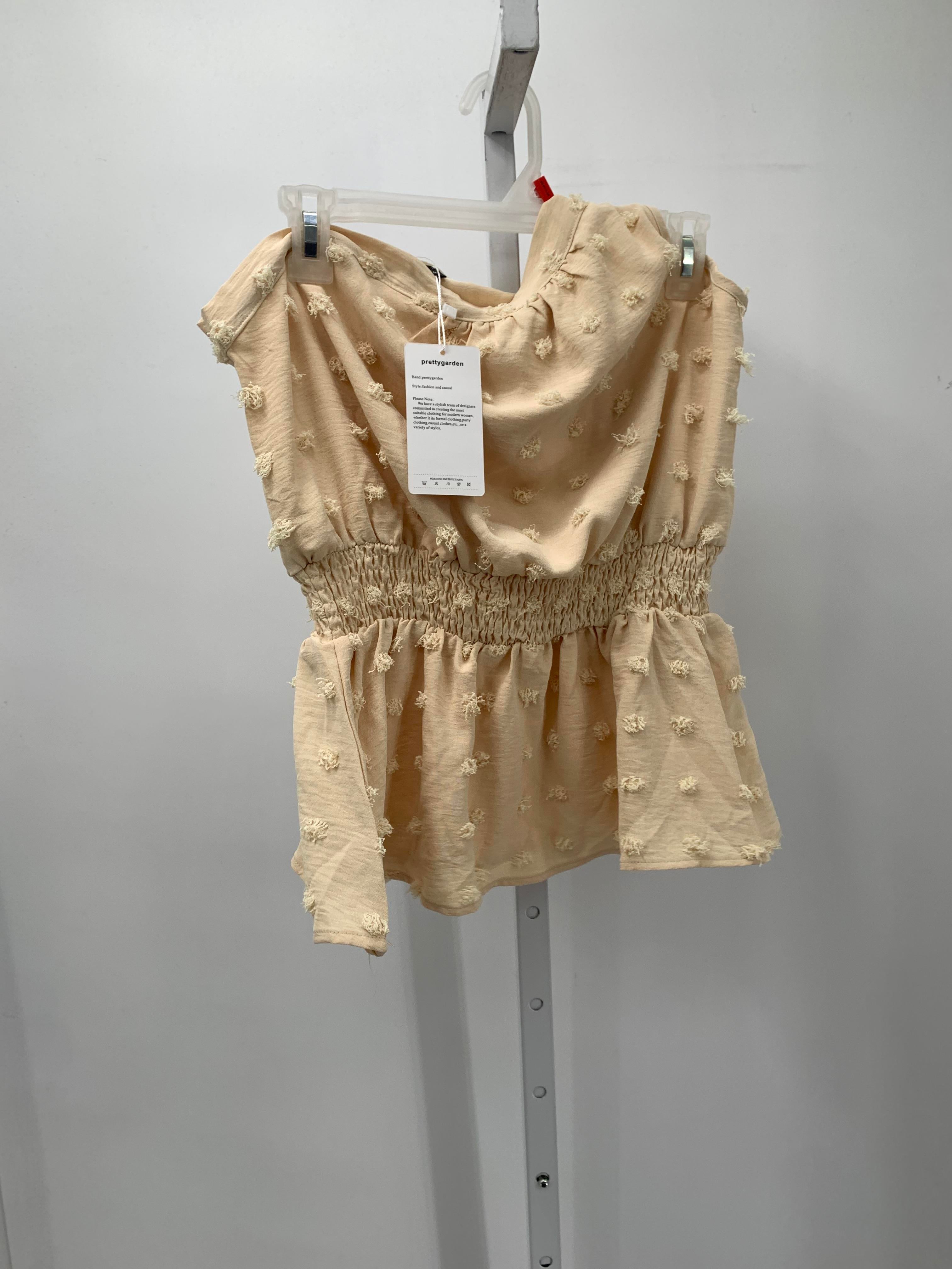 Size Medium Misses Sleeveless Shirt