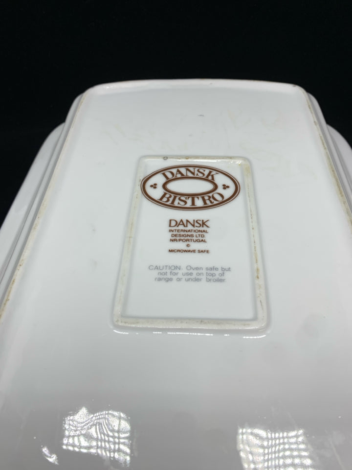 DANSK RECTANGLE BAKING DISH W/BLUE RIM.