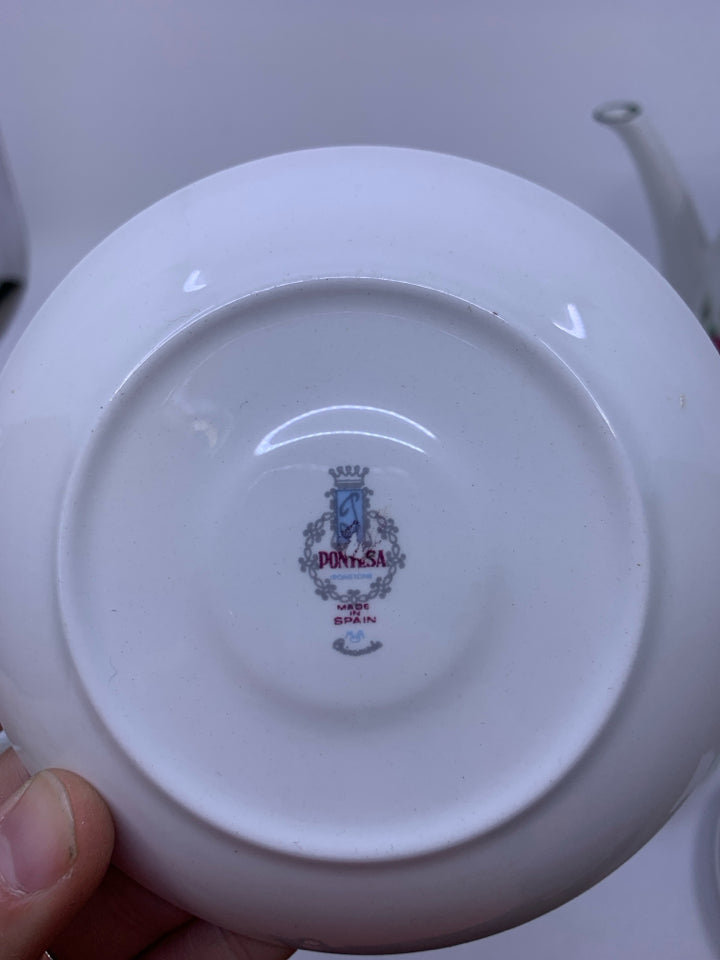 15 PC VTG PONTESA WHITE W/ GREEN RIM ASSORTED FLORAL TEA SET.