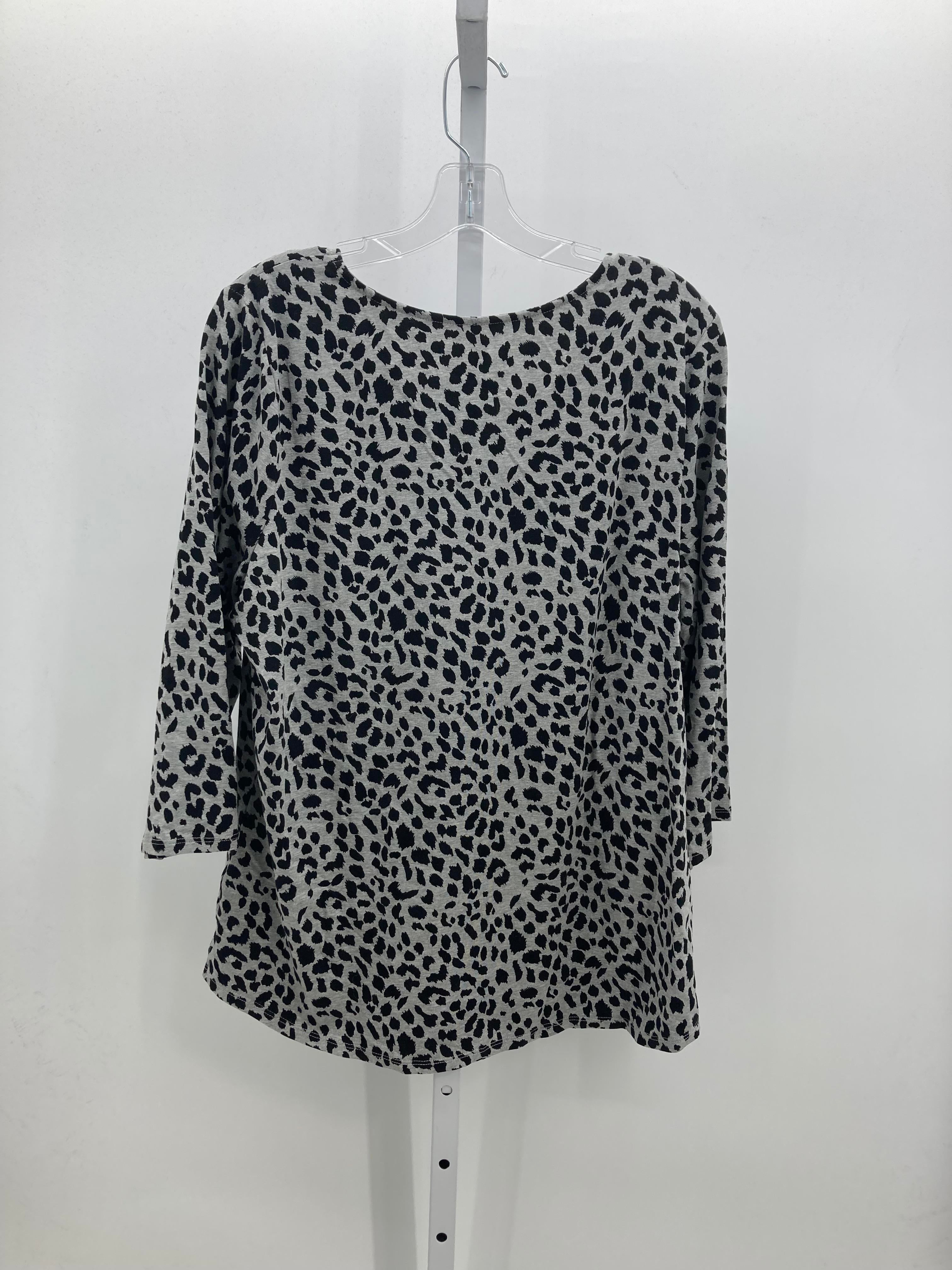 Size Large Misses 3/4 Sleeve Shirt