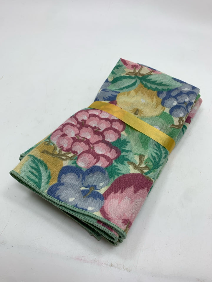 4PK FRUITS NAPKINS.