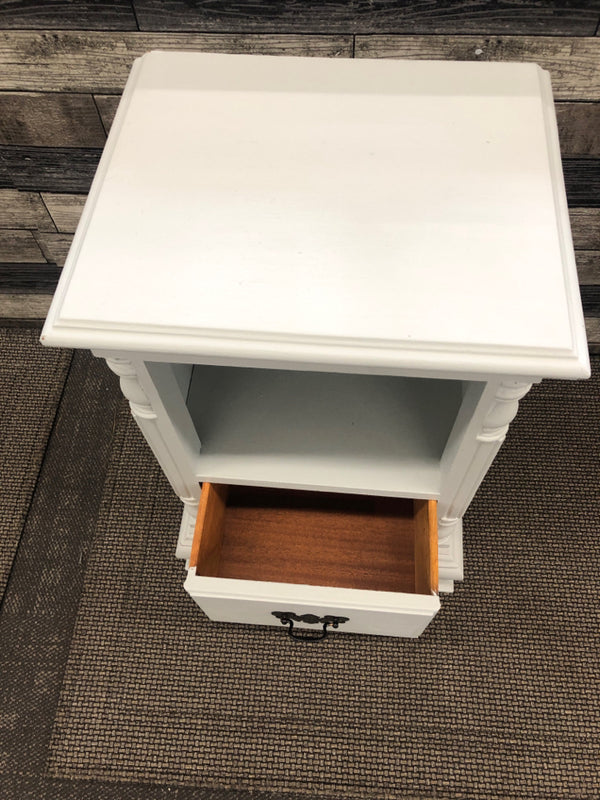 BLUE GREY PAINTED END TABLE W/ LOWER DRAWER.
