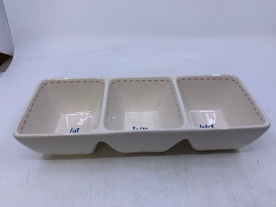3 DIVIDED CERAMIC TRAY EAT,TASTE,SNACK.
