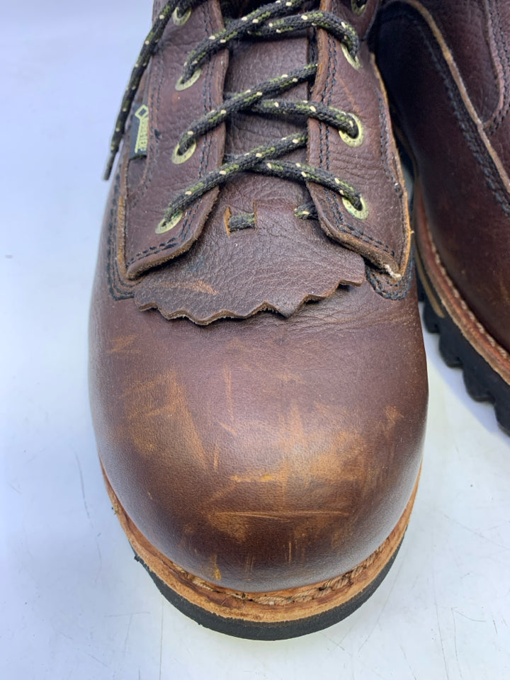 Red Wings Size 11 Young Men's Boots