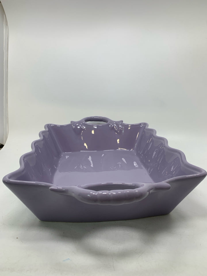 RECTANGLE STONEWARE W/ EMBOSSED DETAIL HANDLES CASSEROLE DISH.