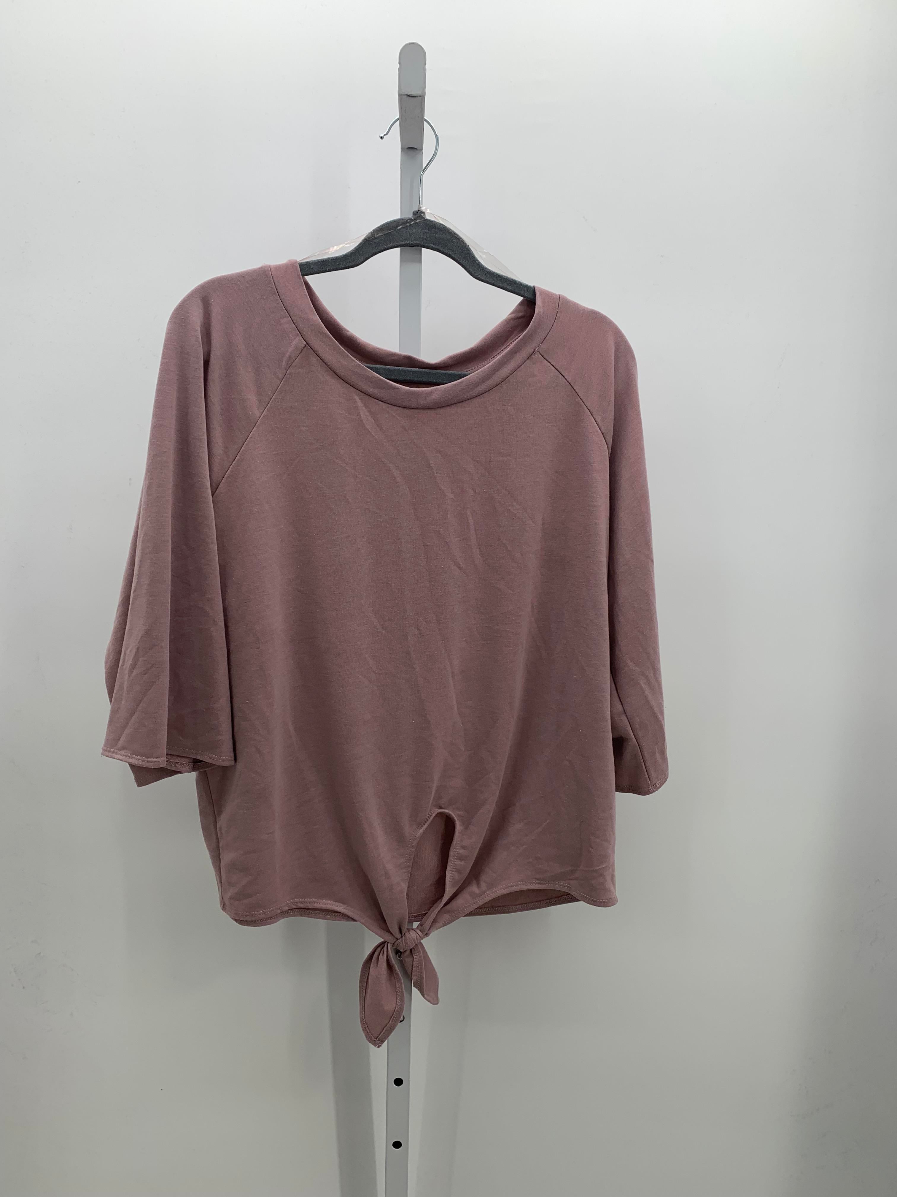 Heart & Hips Size Medium Misses Short Sleeve Shirt