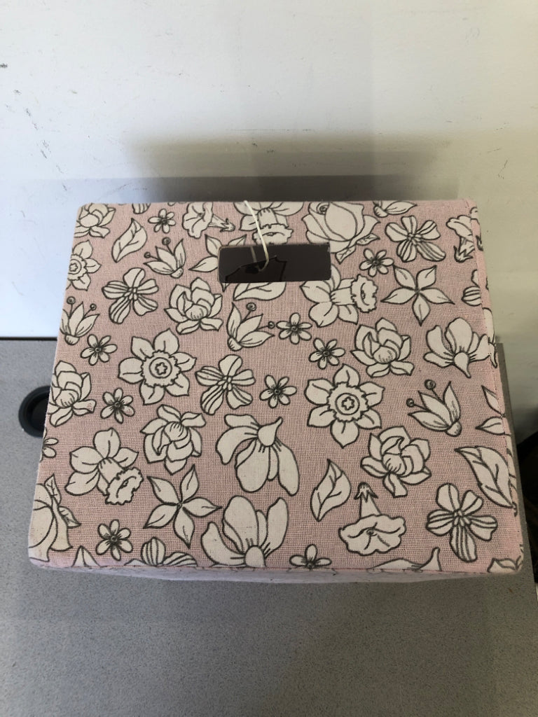LARGE PINK FLOWER FABRIC BIN.