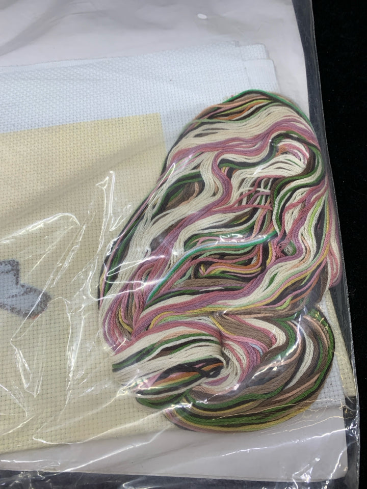 NIP CROSS STITCH KIT-SHOPKEEPER'S ROW