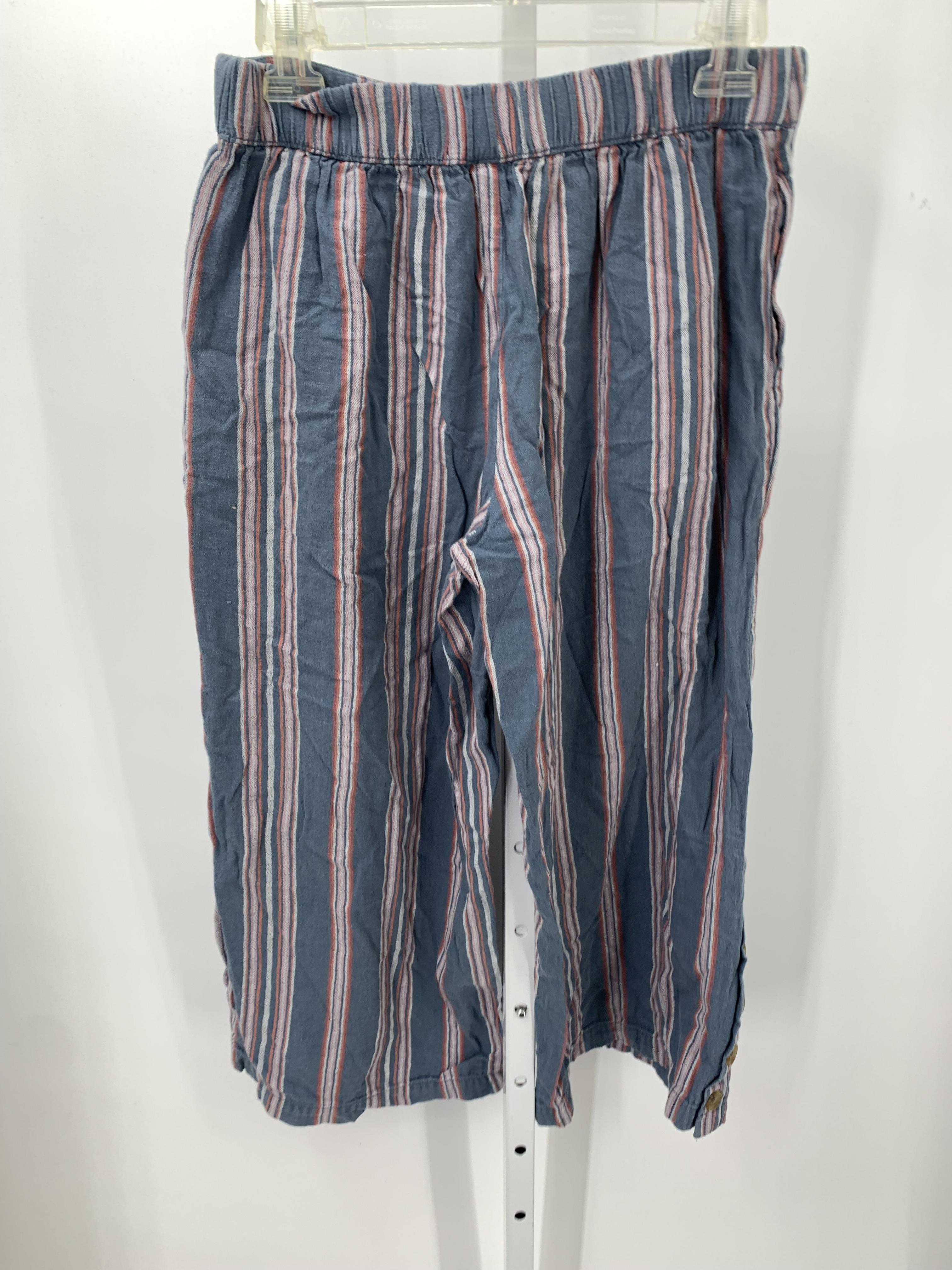 A.N.A. Size Small Misses Capri Pants