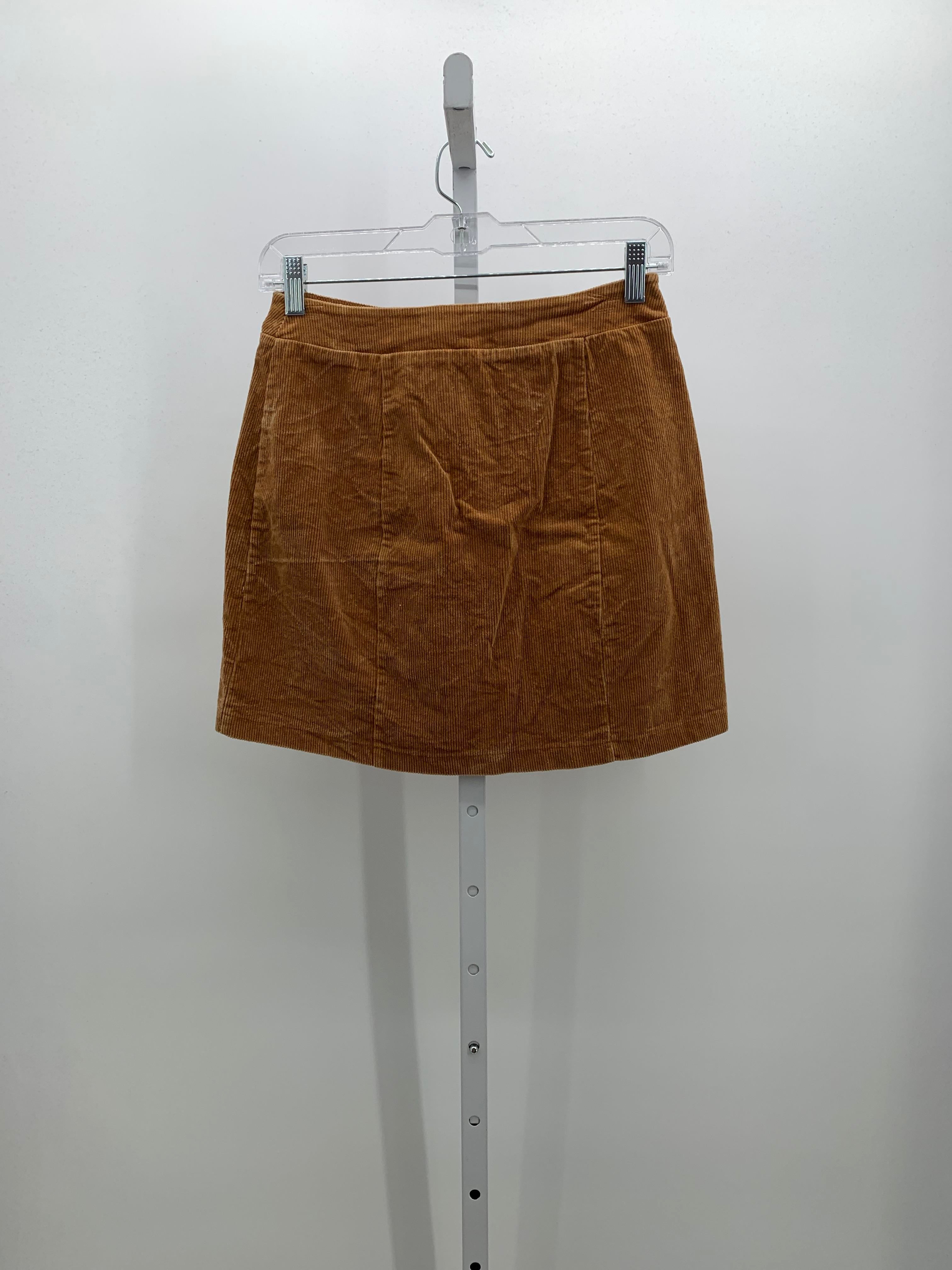 Charlotte Russe Size Medium Juniors Skirt