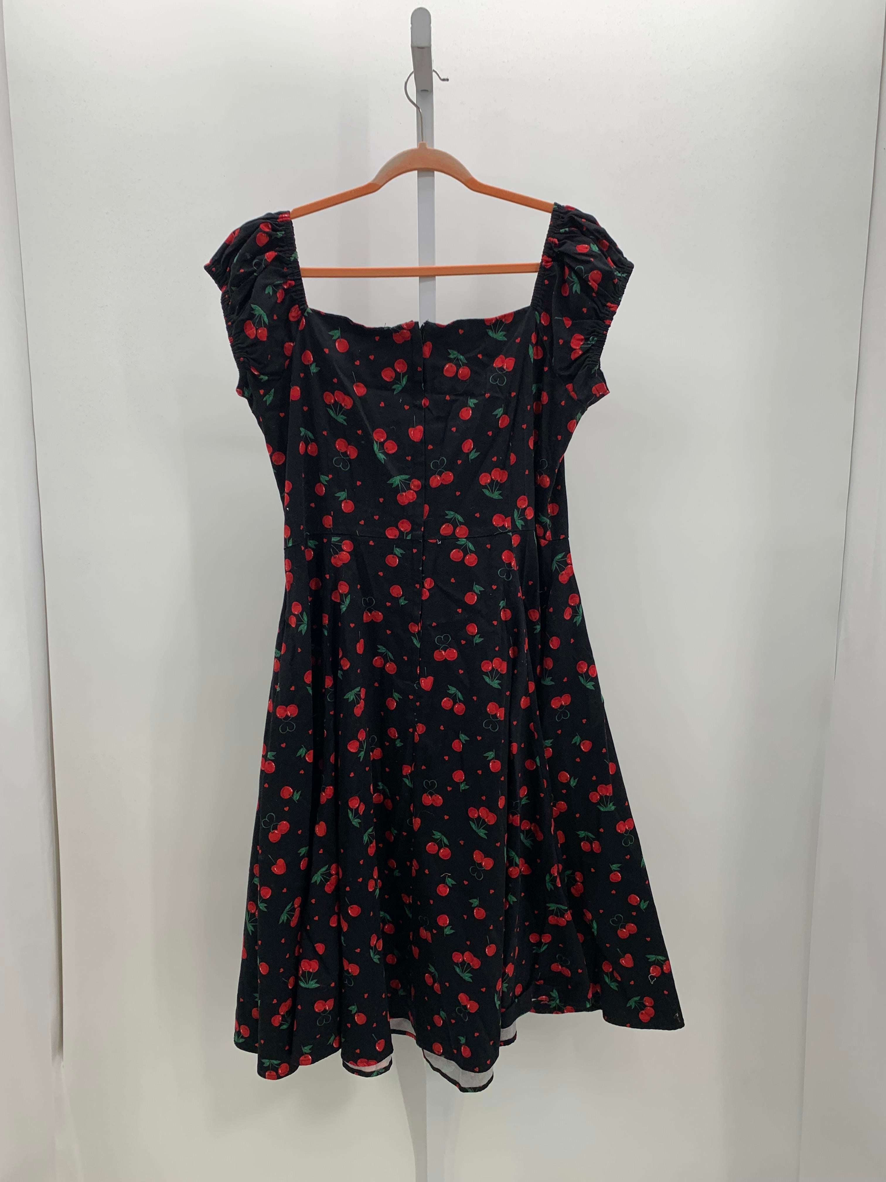 Size 4X Womens Sleeveless Dress