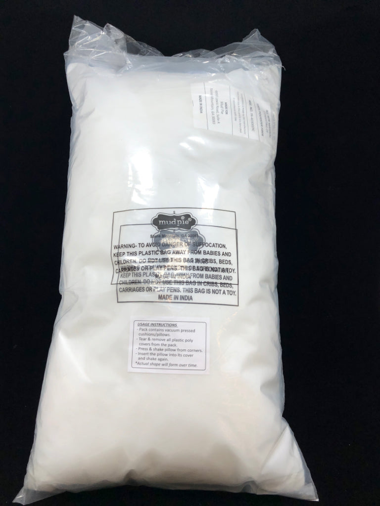 NIP ACCENT PILLOW INSERT.