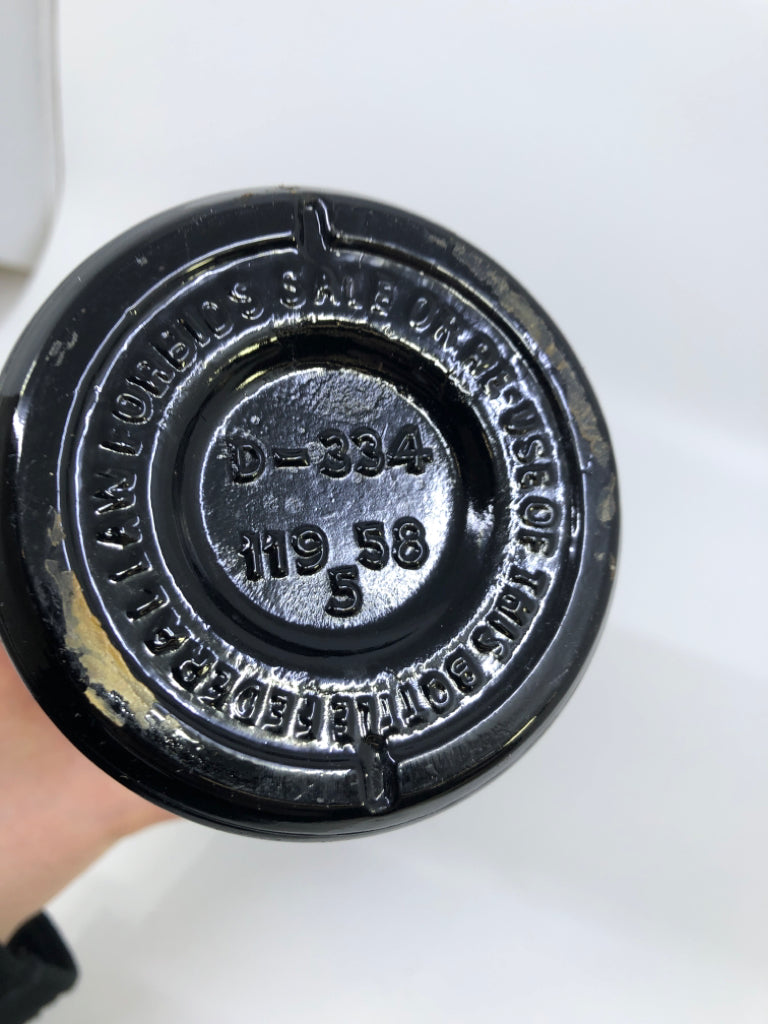 JIM BEAM ROYAL EMPEROR BLACK GLASS WHISKEY DECANTER.