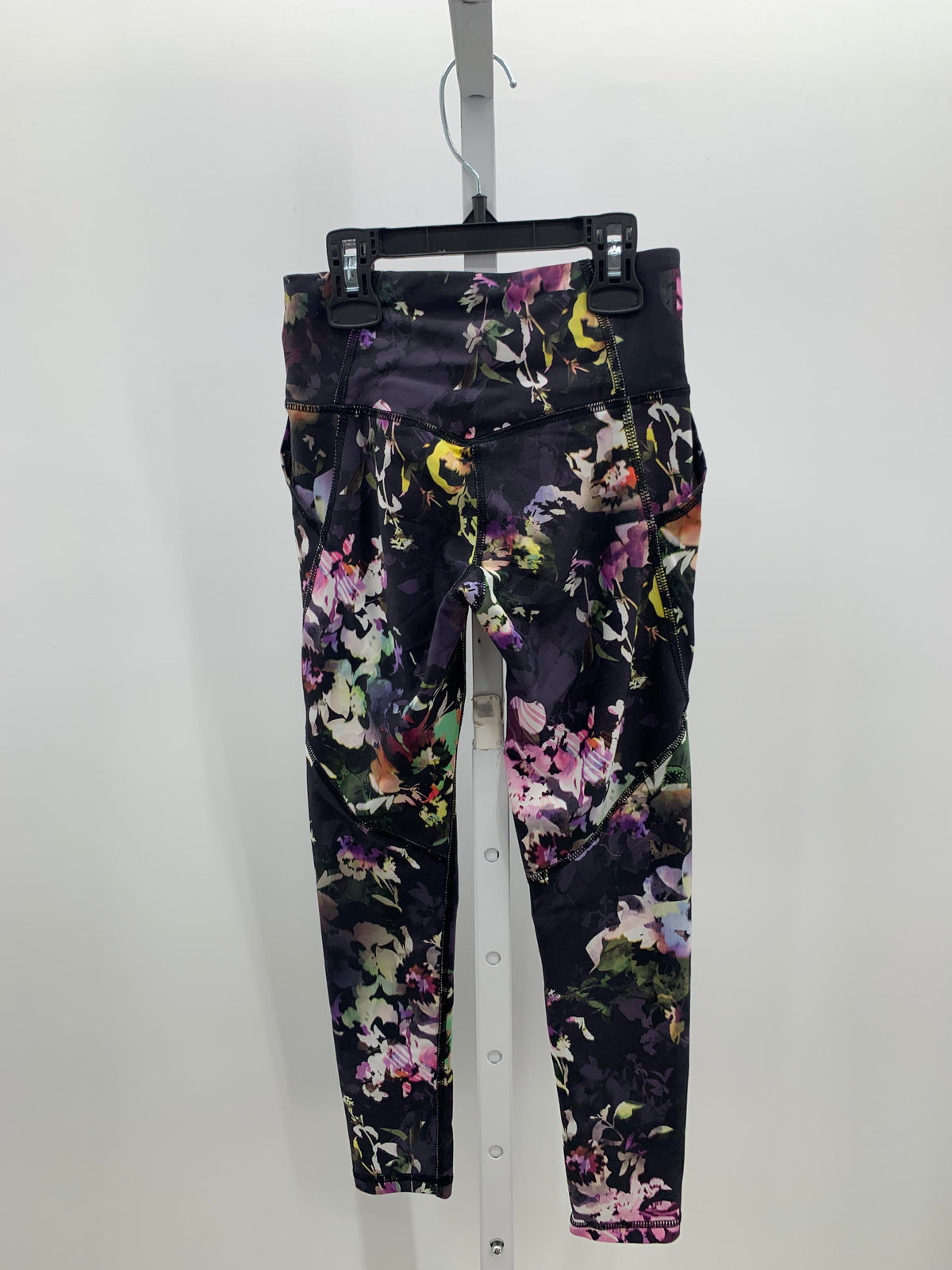 Old Navy Size 6-7 Girls Leggings