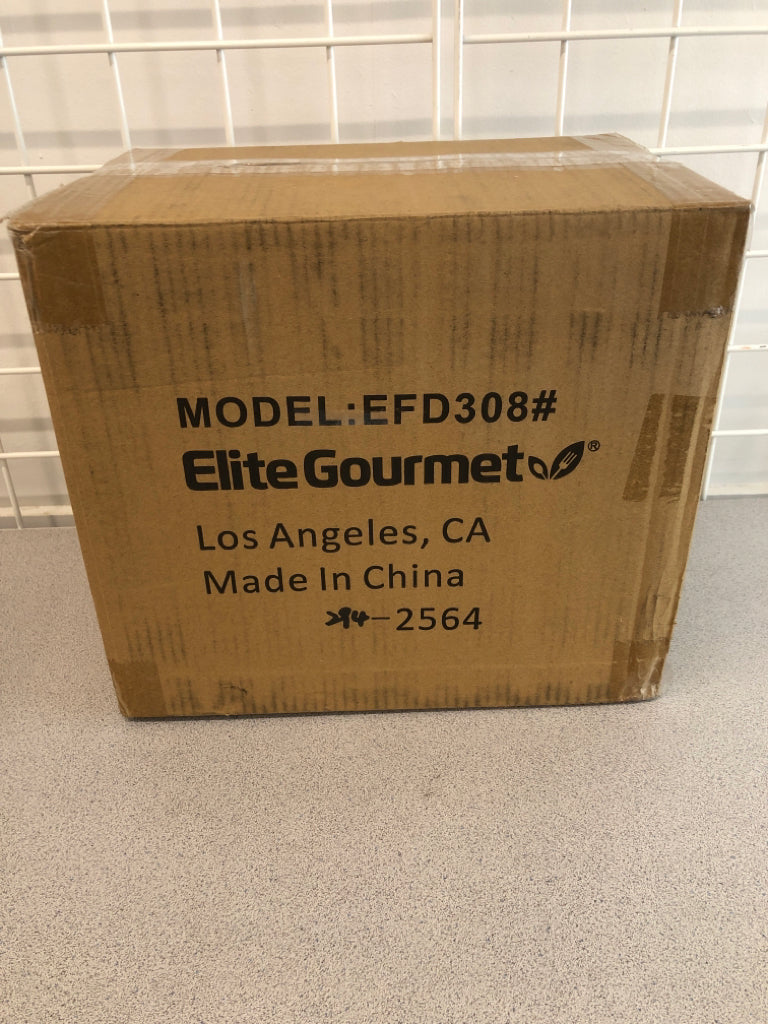 NIB ELITE GOURMET FOOD DEHYDRATOR.