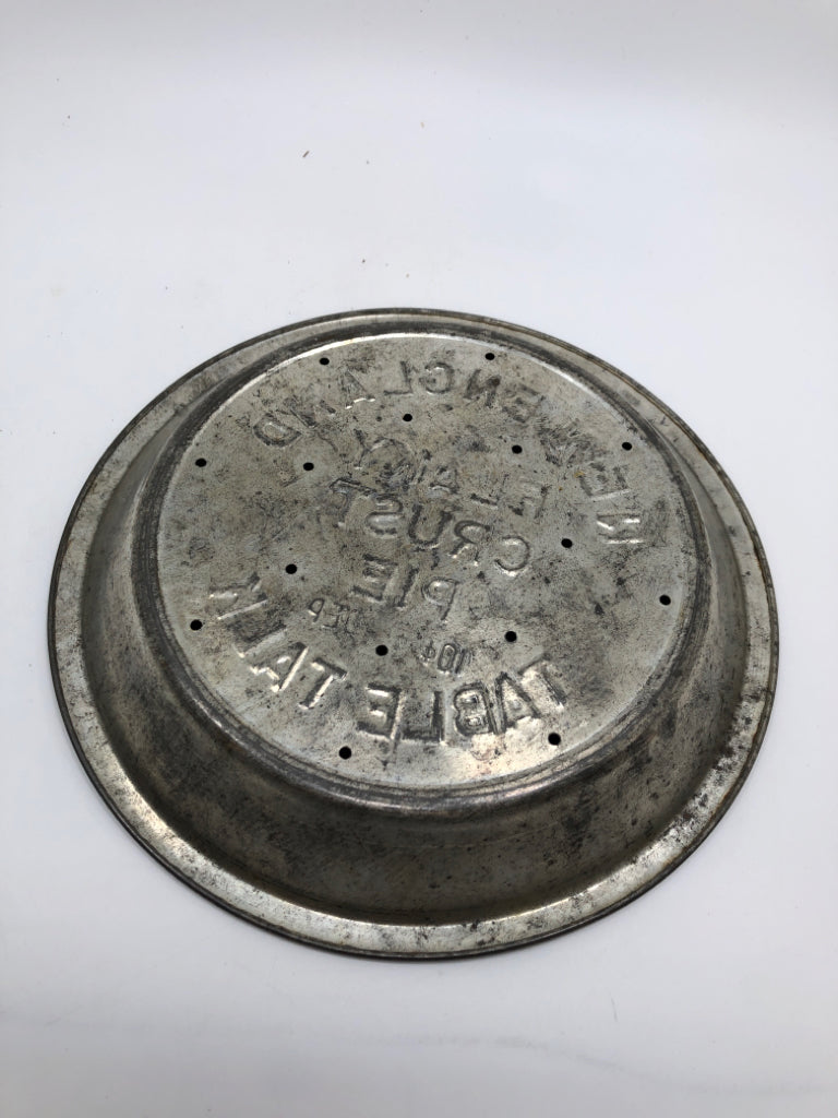 VTG TABLE TALK PIE DISH.