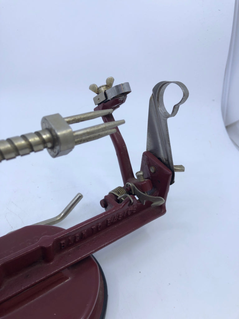 RED APPLE PEELER CORER .