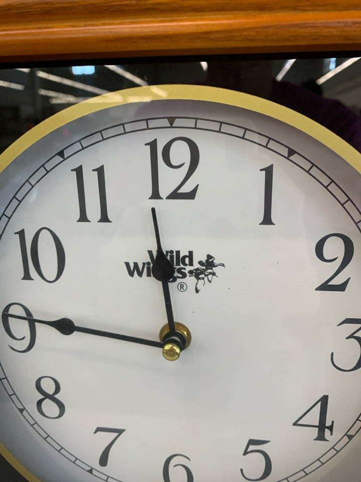 WILD WINGS CLOCK W/QUAILS PICTURE.