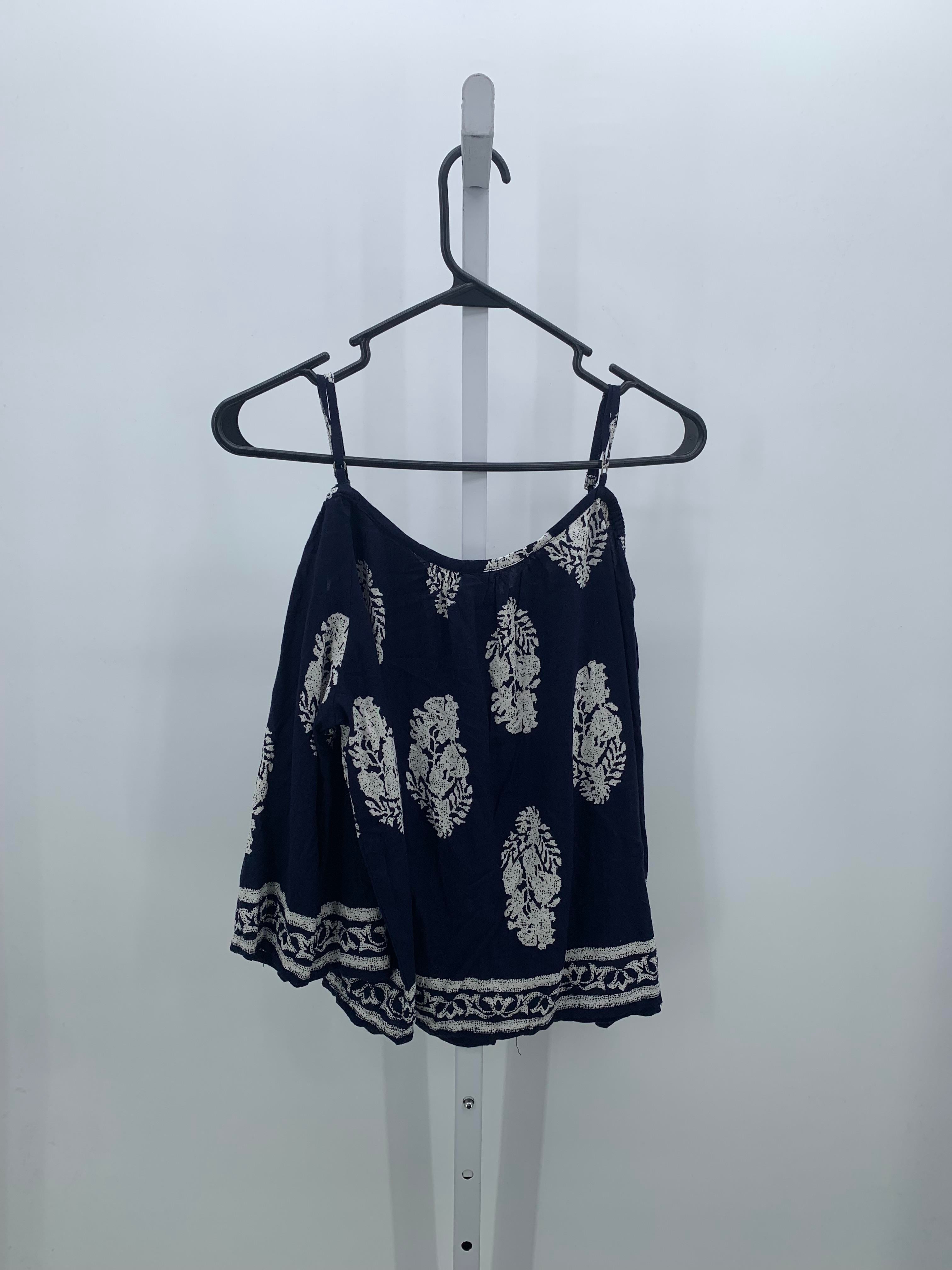 Size Large Misses 3/4 Sleeve Shirt