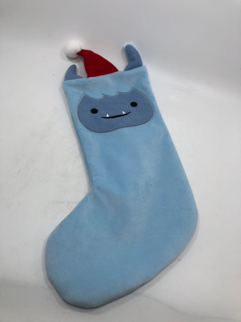 BLUE YETI STOCKING.