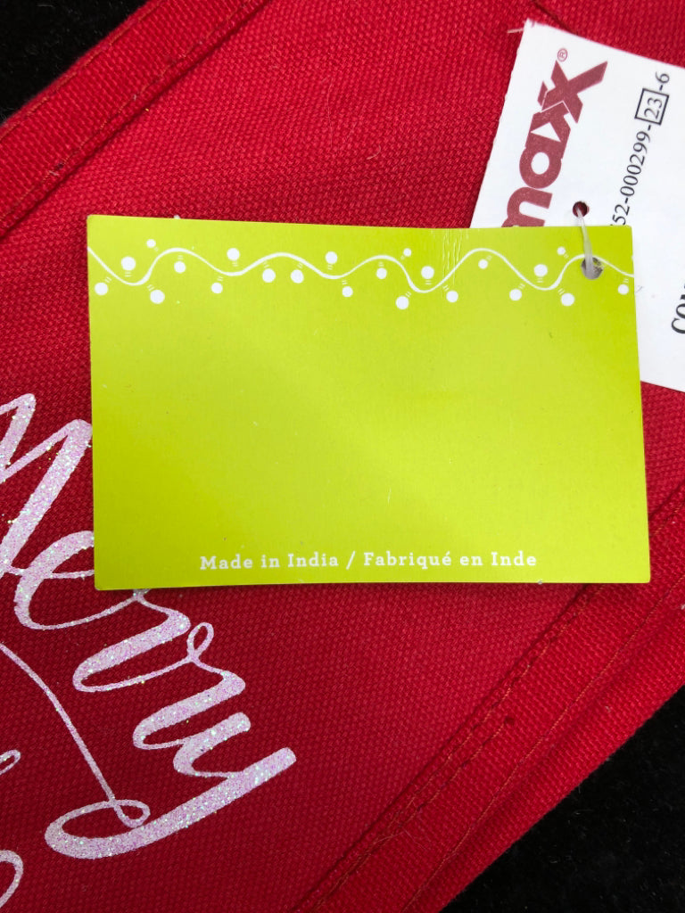 NWT MERRY AND BRIGHT WINE BAG.