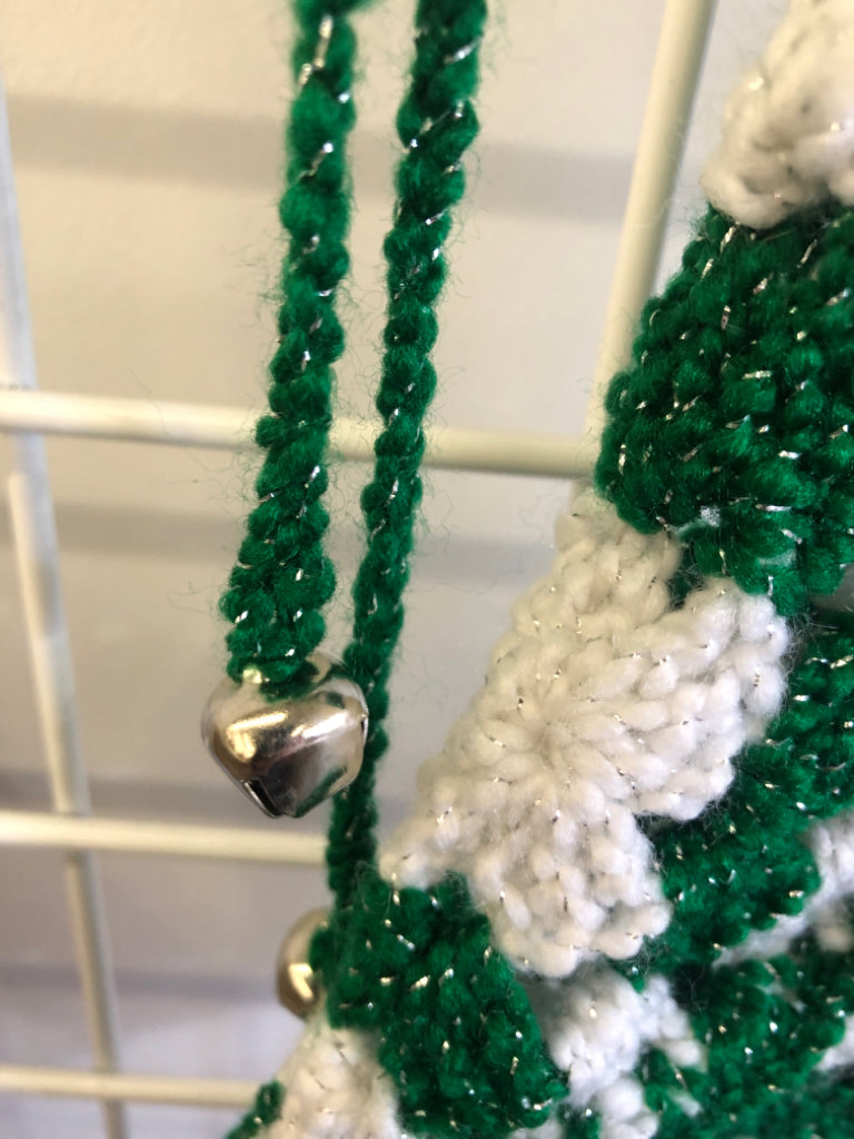 GREEN/WHITE CROCHET STOCKING.