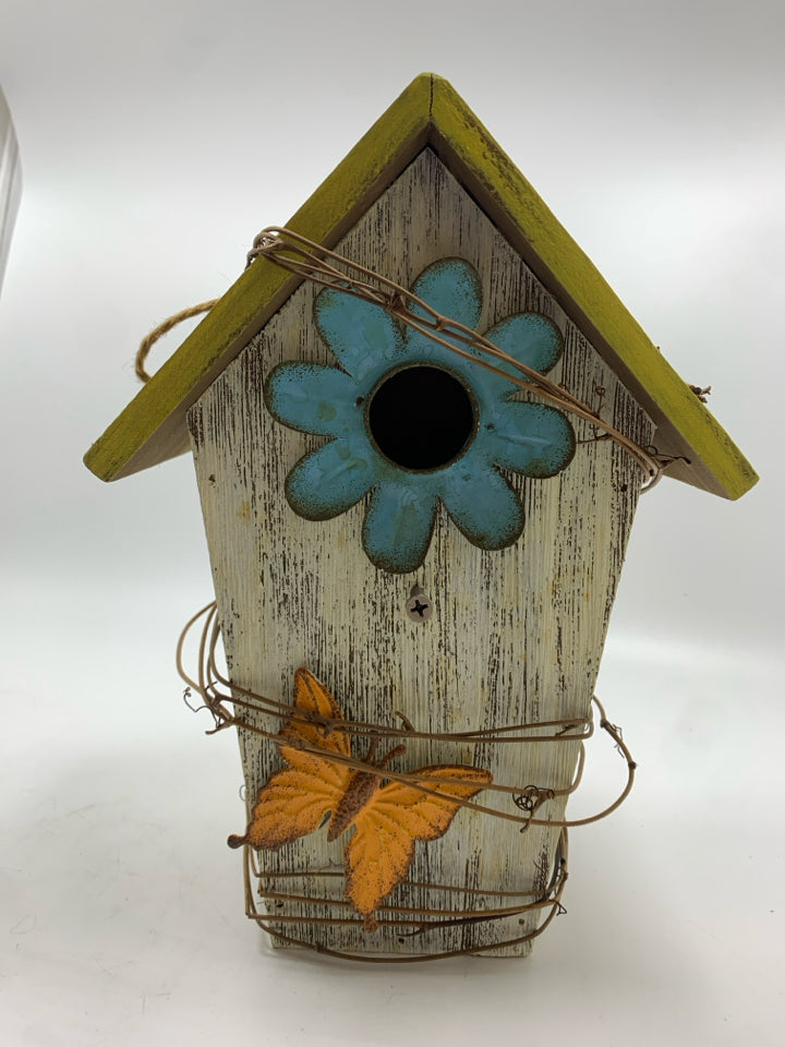 RUSTIC WOOD BIRDHOUSE W/FAUX TWIGS AND METAL BUTTERFLY.