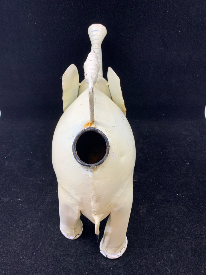 VTG CREAM METAL ELEPHANT WATERING CAN.