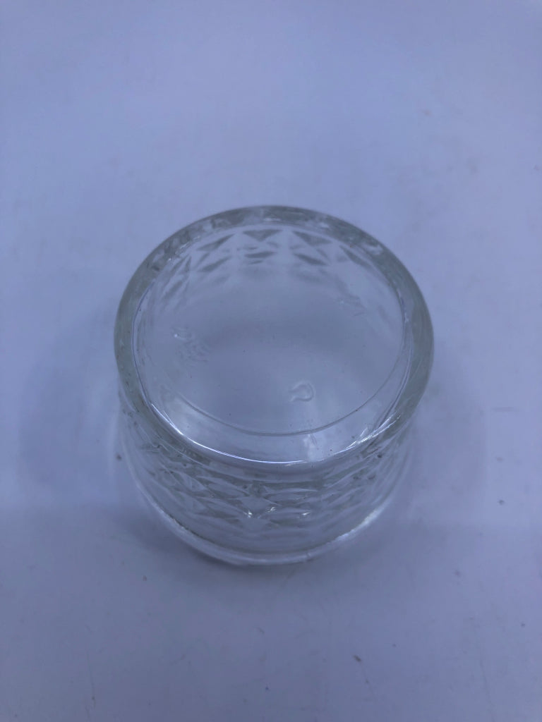 SMALL MASON JAR.