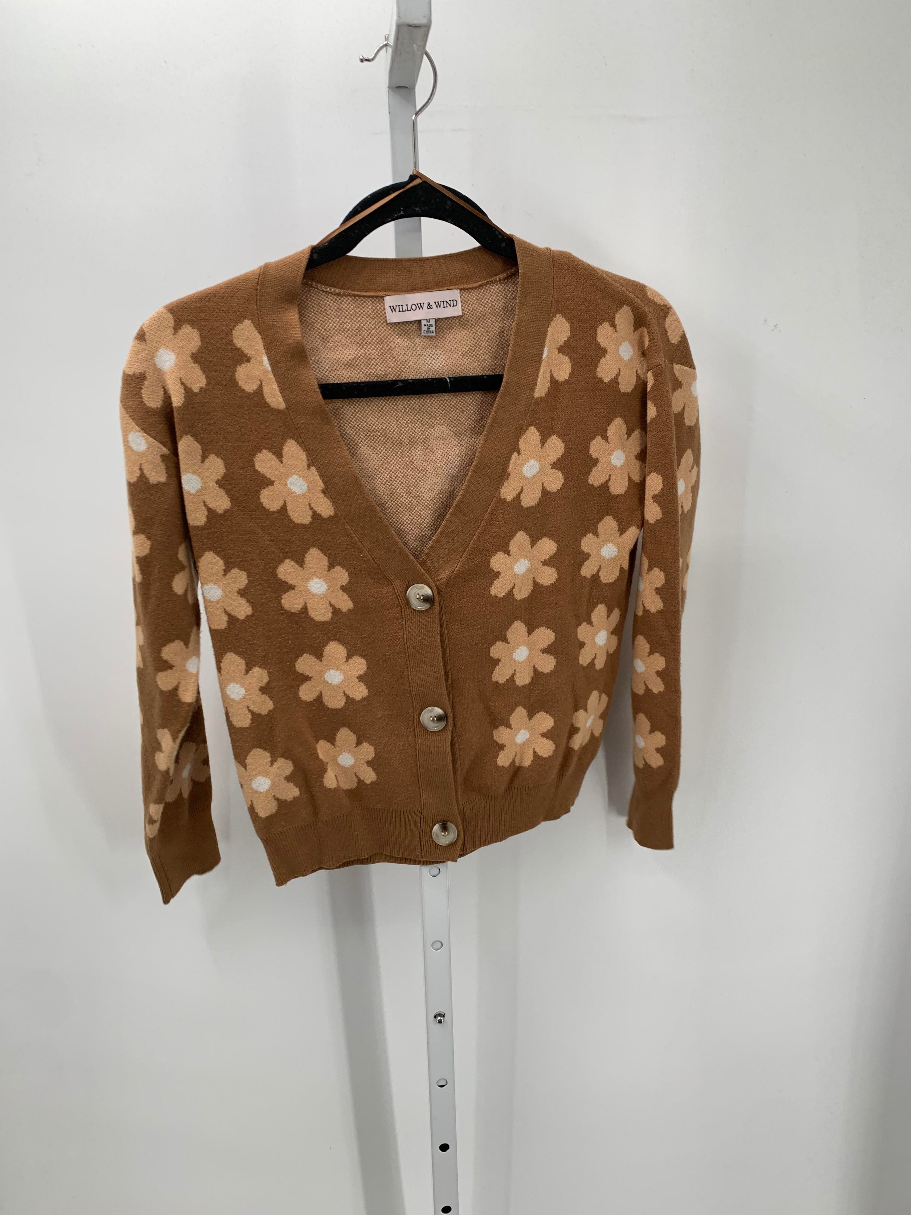 Size Medium Juniors Long Sleeve Sweater