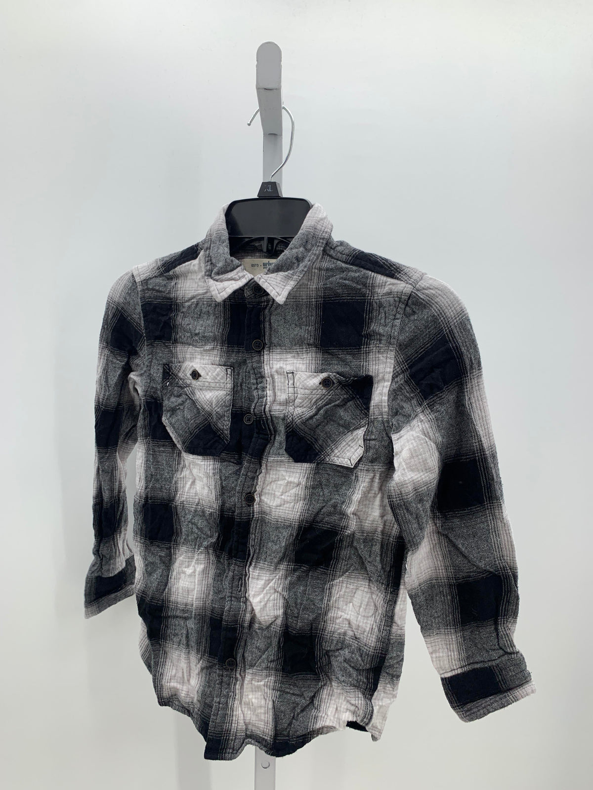 PLAID BTN DOWN