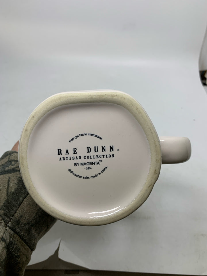 HOLA MUG.