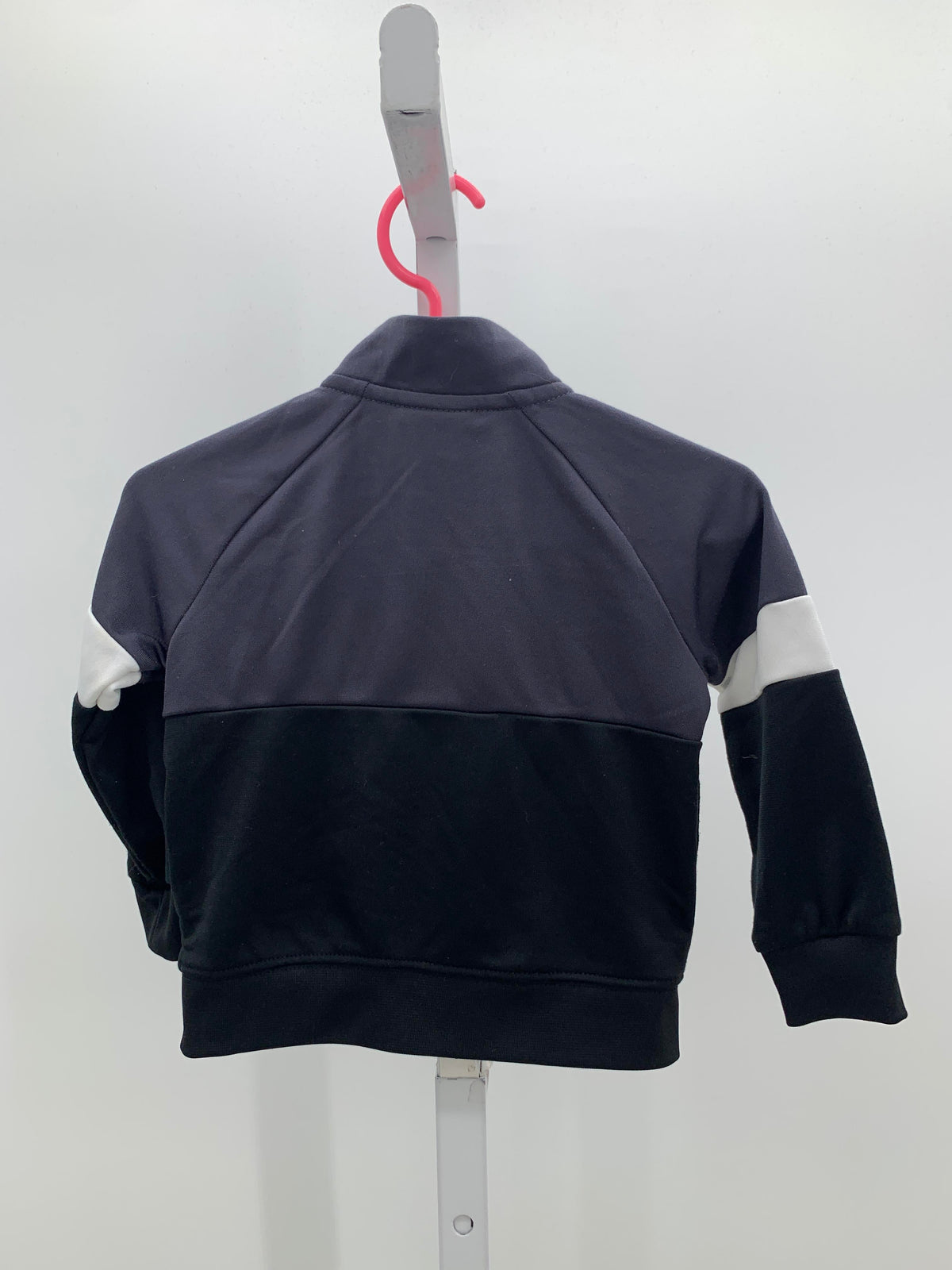BLK/WHT ZIP UP KNIT