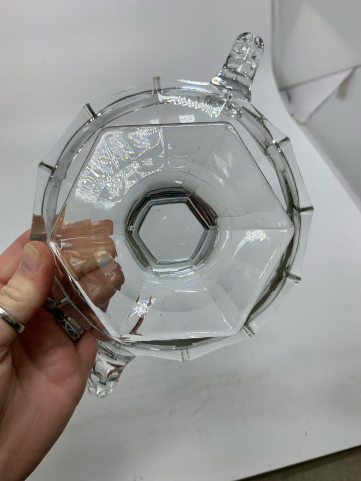 CLEAR GLASS SHALLOW BOWL W/ DOUBLE HANDLE.