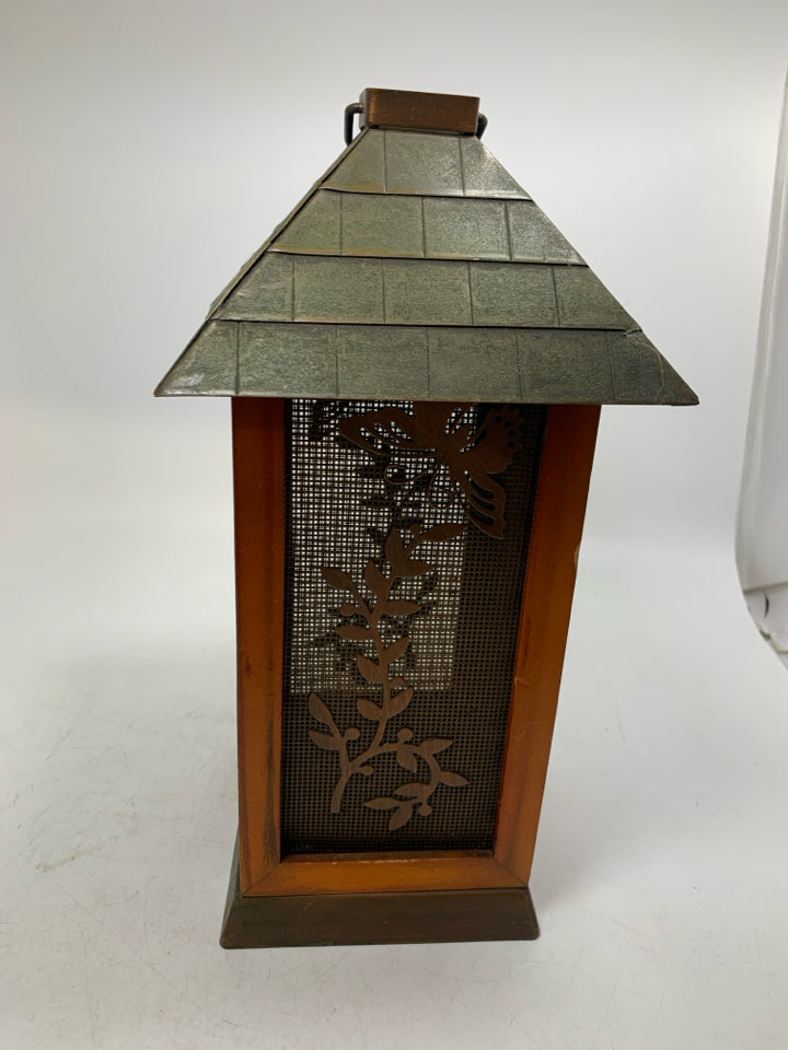 WOOD/METAL LANTERN VOTIVE HOLDER.