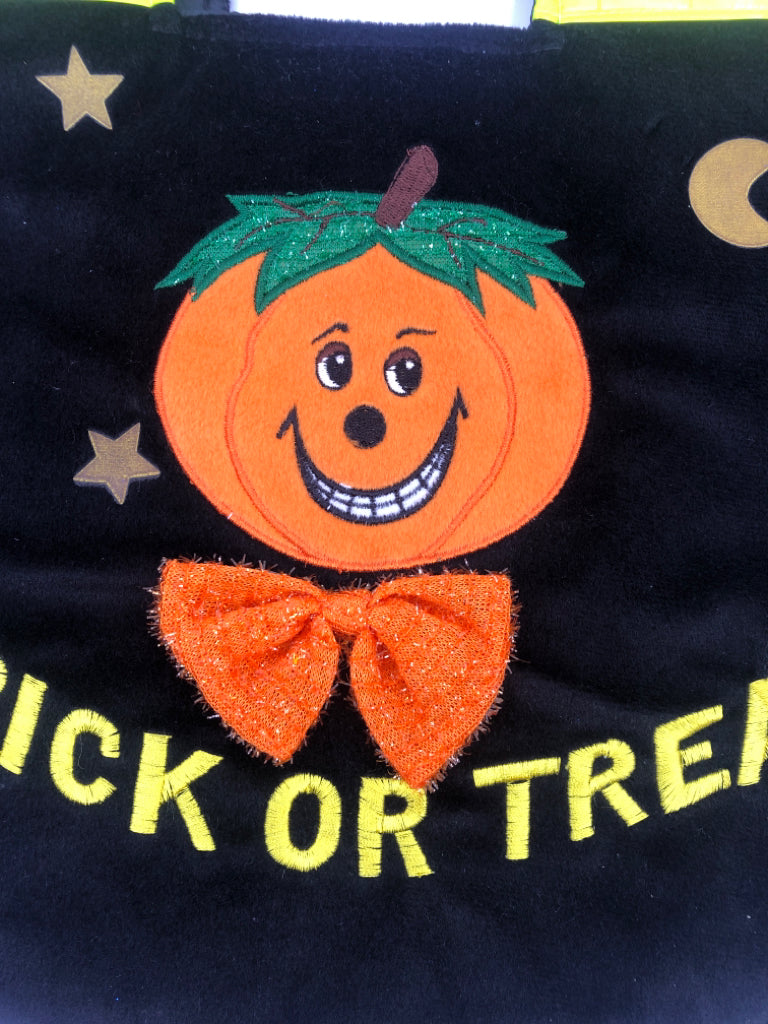 BLACK TRICK OR TREAT HALLOWEEN BAG.