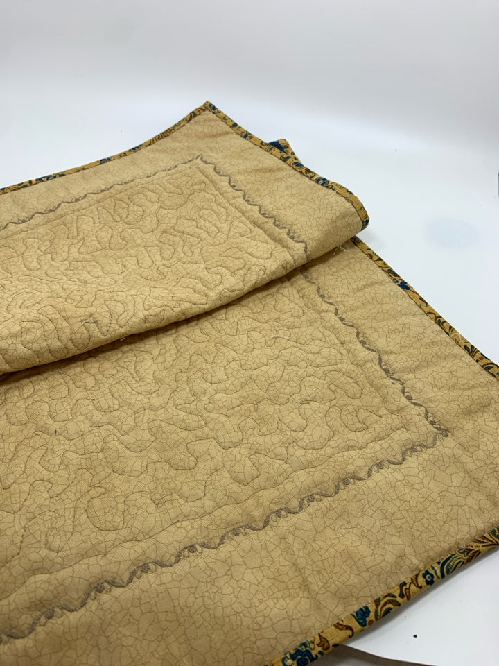 BLUE & YELLOW QUILTED TABLE RUNNER.