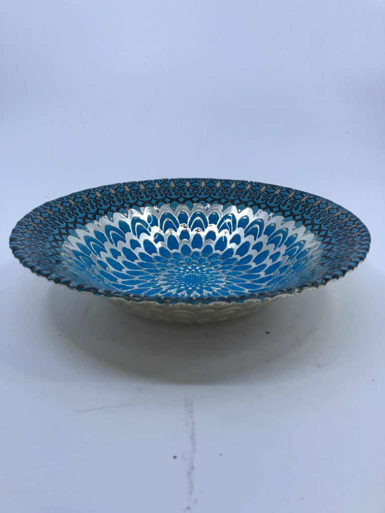 SMALL BLUE W SILVER ACCENTS CANDY DISH.