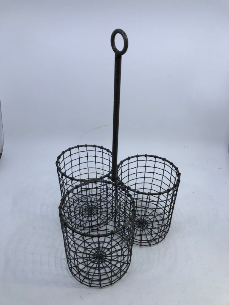 3 DIVIDED GREY METAL UTENSIL HOLDER W/ HANDLE.