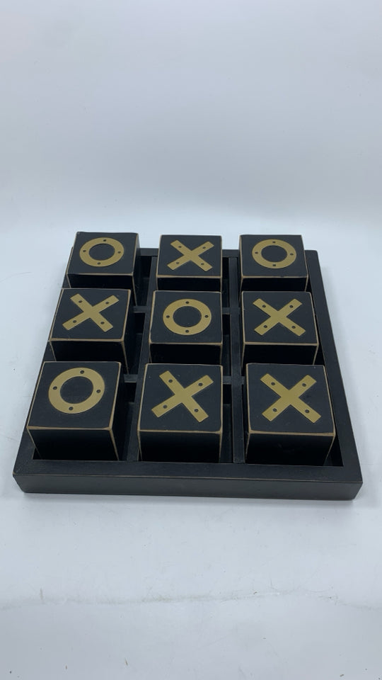 WOODEN TIC-TAC-TOE BOARD.